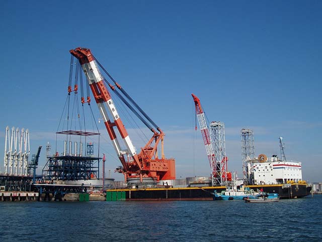 水島LNG基地建設に伴う第6桟橋改造工事