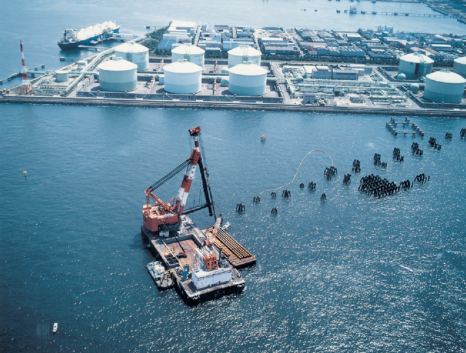 Osaka Gas Co., Ltd. Senboku Manufacturing Plant Second Factory LNG Second Tanker Berth Pile Driving Work