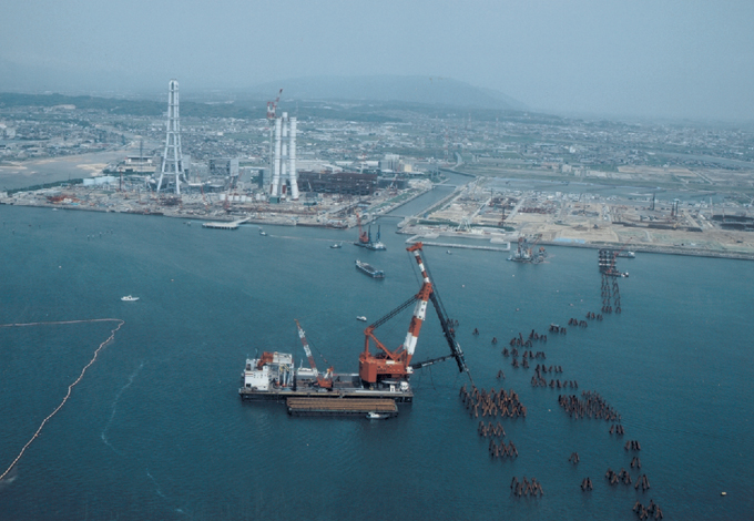 Chubu Electric Power Co., Inc. Kawagoe Thermal Power Plant LNG Receiving Pier Construction Steel Pipe Pile Driving Work