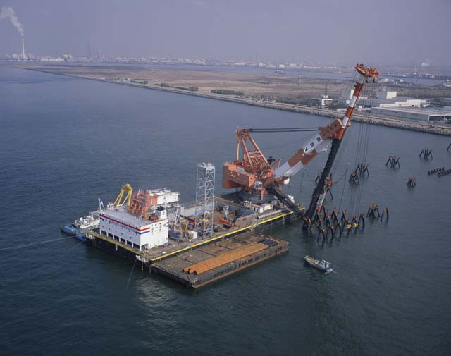 Sakai LNG Pier Construction Work