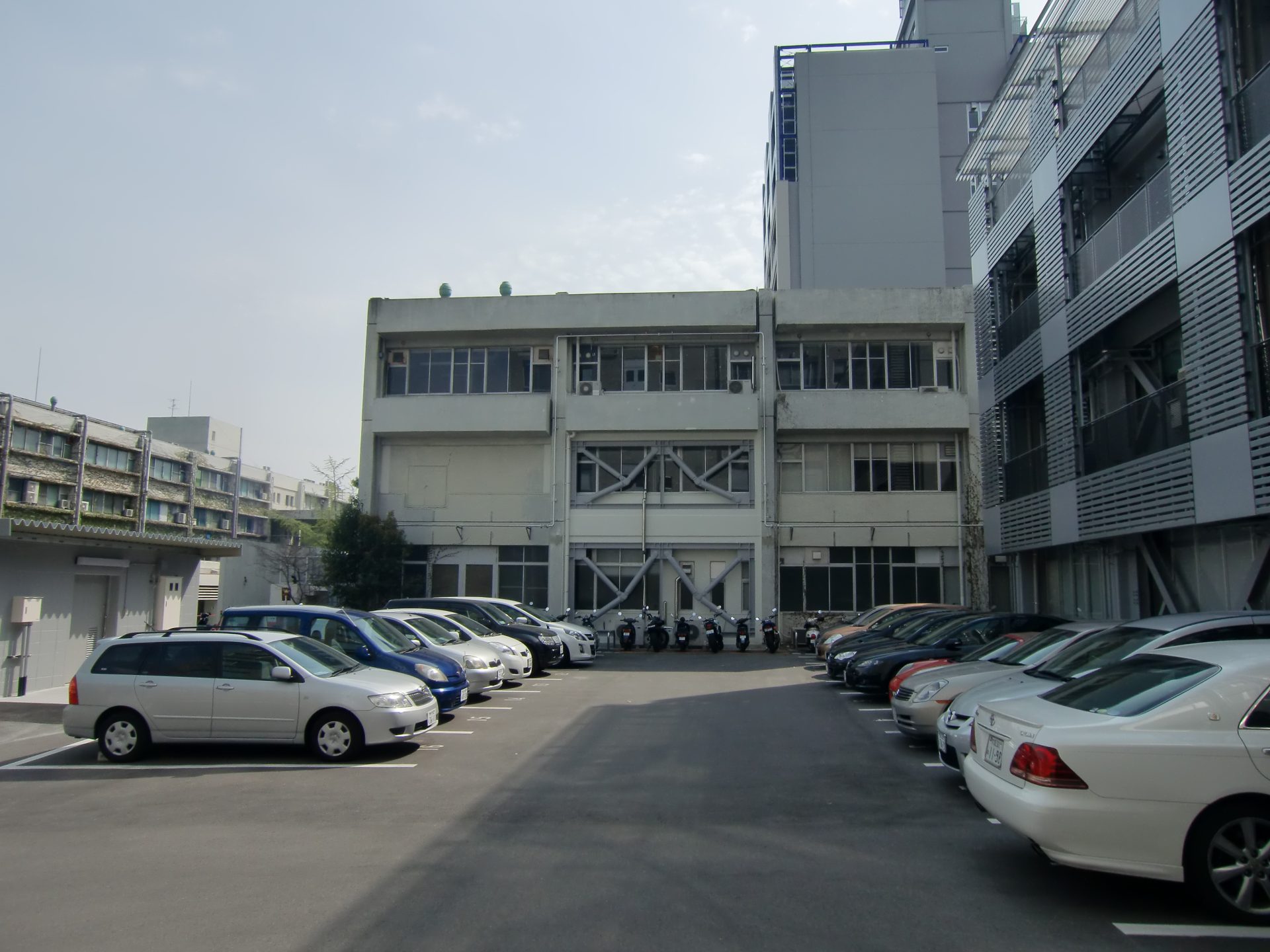 Osaka University (Engineering) E4 Building Seismic Retrofit Work