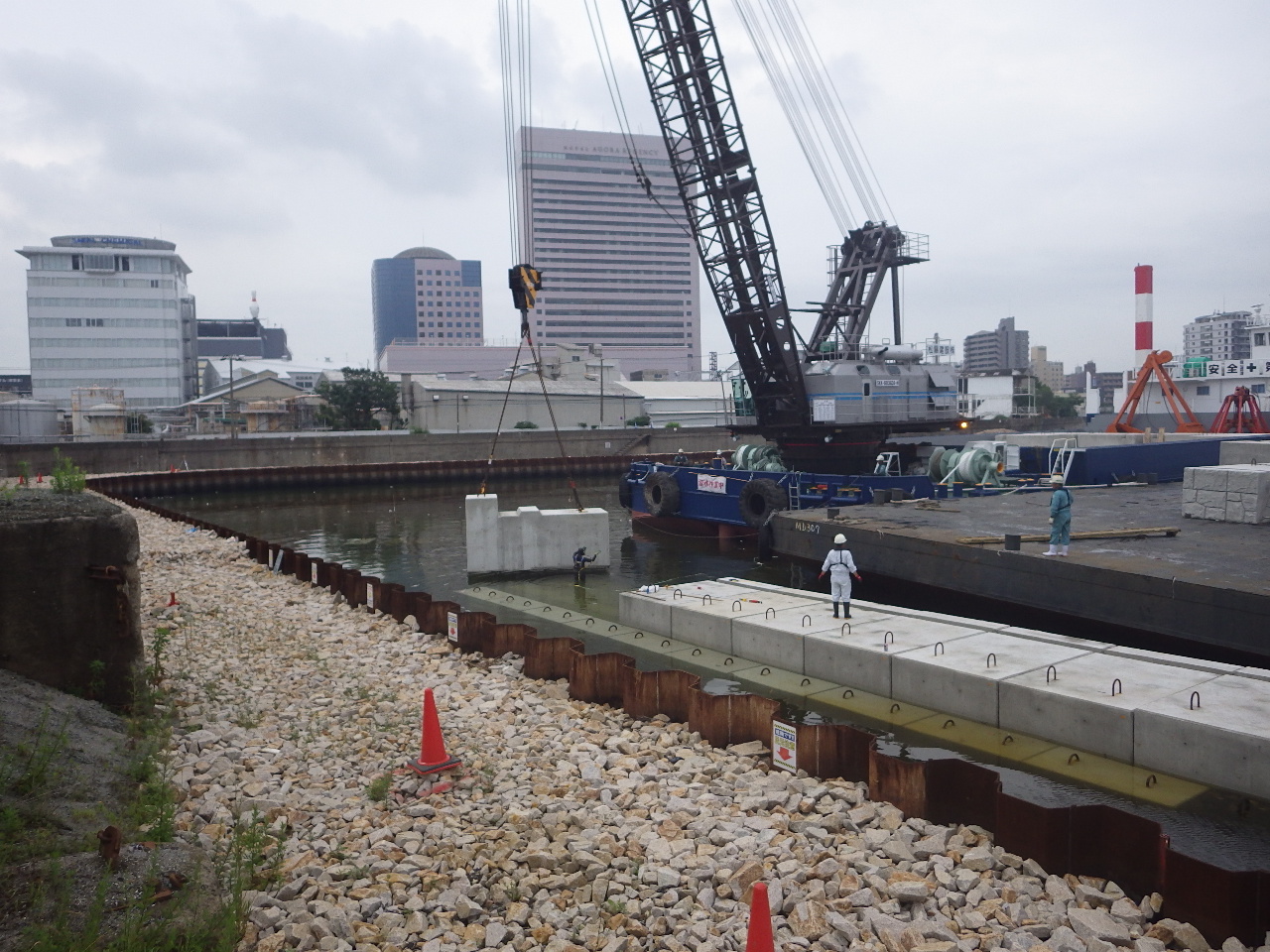Quay Improvement Works No. 31 in the Sakai Old Port Area