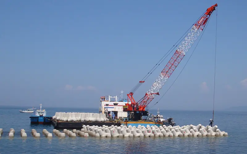 保有船舶・油圧ハンマー｜株式会社森長組