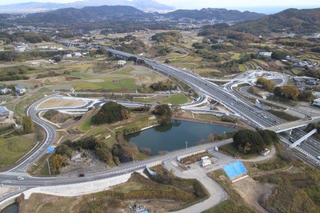 淡路島中央スマートIC舗装工事