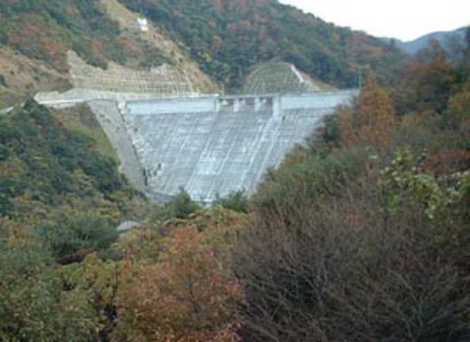 牛内ダム建設工事